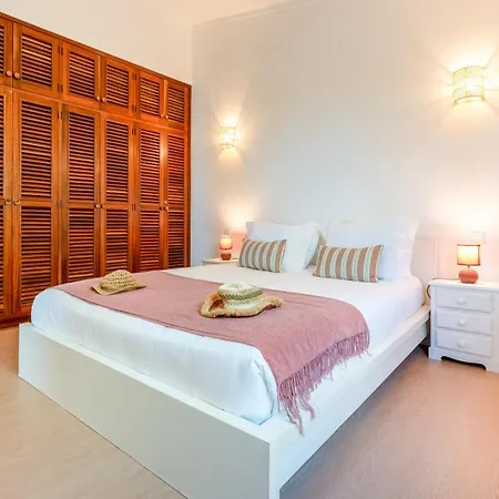 Vila Casa Amendoeiras By Lovelystay Albufeira